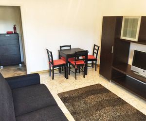 Ampio bilocale con terrazzo Como Italy
