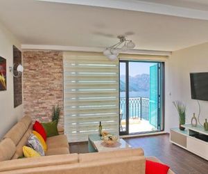 Apartment FUNNY Dobrota Montenegro