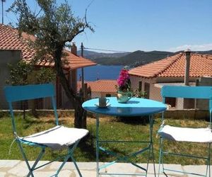 Pyrgadikia Chalkidiki comfortable apartment with a yard and view Ayios Dhimitrios Greece