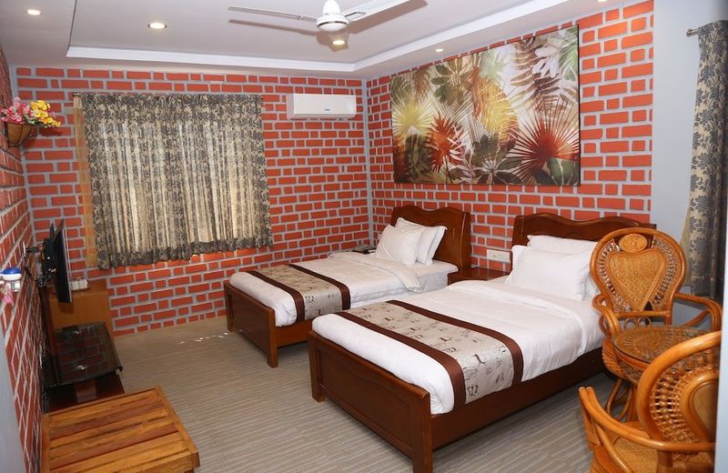 GK Hill View Resort, Kaiwara