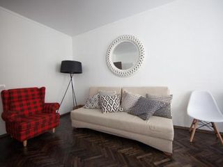One-bedroom apartment near the Anichkov Bridge