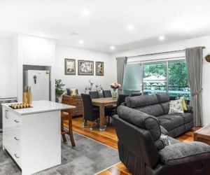 Olinda Village Apartment - A2 Bayswater Australia