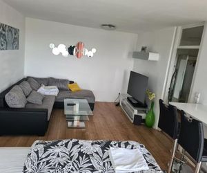 Sehr Schöne drei Zimmer Delüx Wohnung in Sindelfingen Sindelfingen Germany