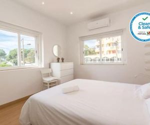 4 bedroom apartment near the beach! Quinta de Santo Antonio Portugal