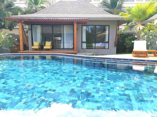 CHUZ Villas Samui SHA Plus