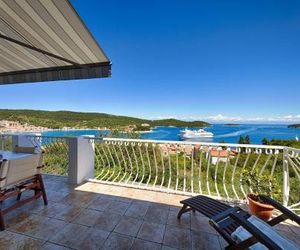 LuceIssa (Beautiful Seaview Apartment) Vis Croatia