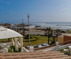 Nuna Chak Hostel Cafe Huanchaco Peru