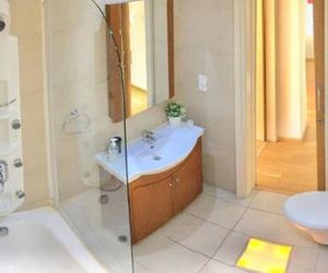 Top Floor SEA VIEW Finikoudes, Carisa Ithaki Court Larnaca Cyprus