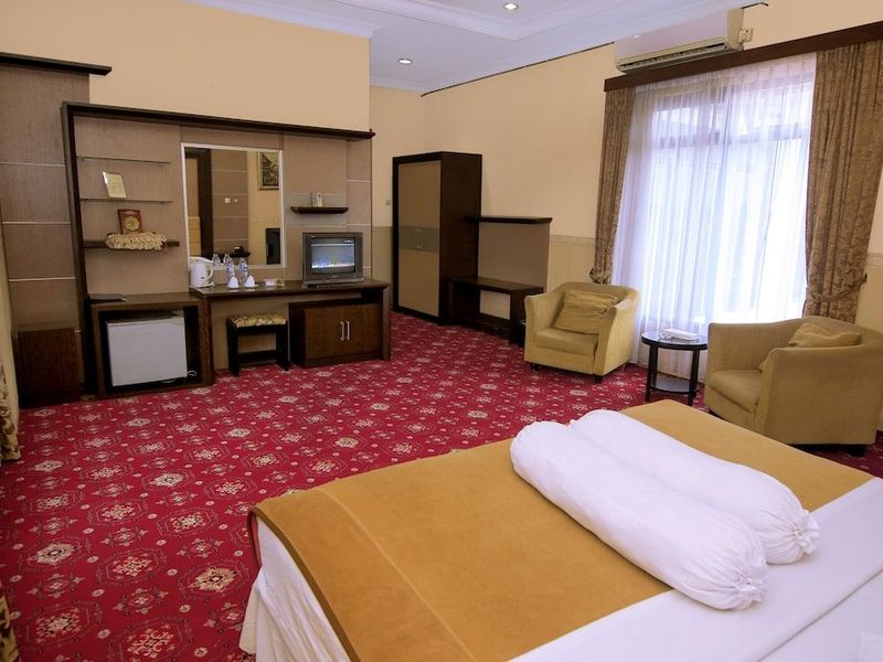 Hotel Photo 9