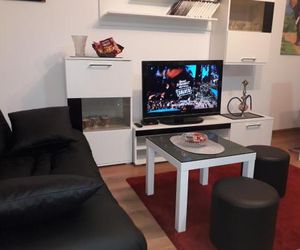 Apartment Milana Uzelca Zemun Serbia