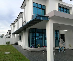 Eco-homestay Pasir Gudang Kangkar Masai Malaysia