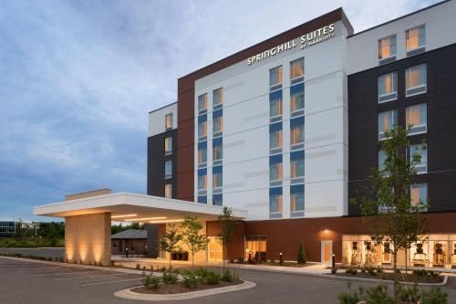 Photo of SpringHill Suites by Marriott Milwaukee West/Wauwatosa