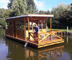 Hausboot / Floss Canow Germany