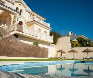 Fuengirola Villa Sleeps 14 Pool Air Con WiFi Fuengirola Spain