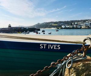 Waves End, St Ives, Hot tub and Parking St. Ives United Kingdom