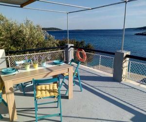 Apartmani Paulo Vis Croatia