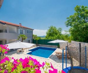 ctim227/Modern holiday home with private pool Zmijavci Croatia