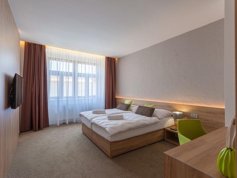 Hotel Photo 1