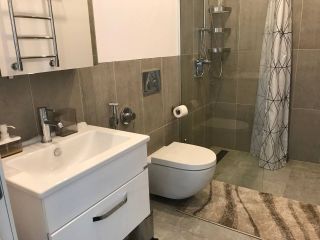 Docklands BridgeLOFT Apartments