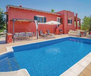 Three-Bedroom Holiday Home in Port dAlcudia Alcudia Spain