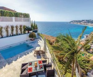 Three-Bedroom Holiday Home in Almunecar Almunecar Spain