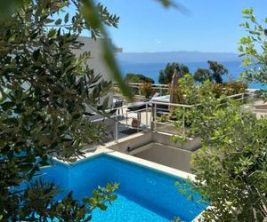 VIzzavona piscine et jacuzzi Ajaccio France