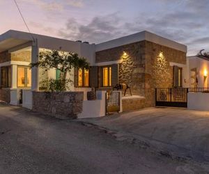Iliopetra House Sivas Greece