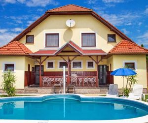 Holiday Home Balaton H420.2 Balatonmariafurdo Hungary