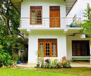 Summer Ridge Apartments - Homestay Ratnapura Sri Lanka