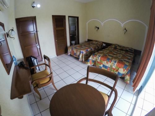 Hotel Photo 12