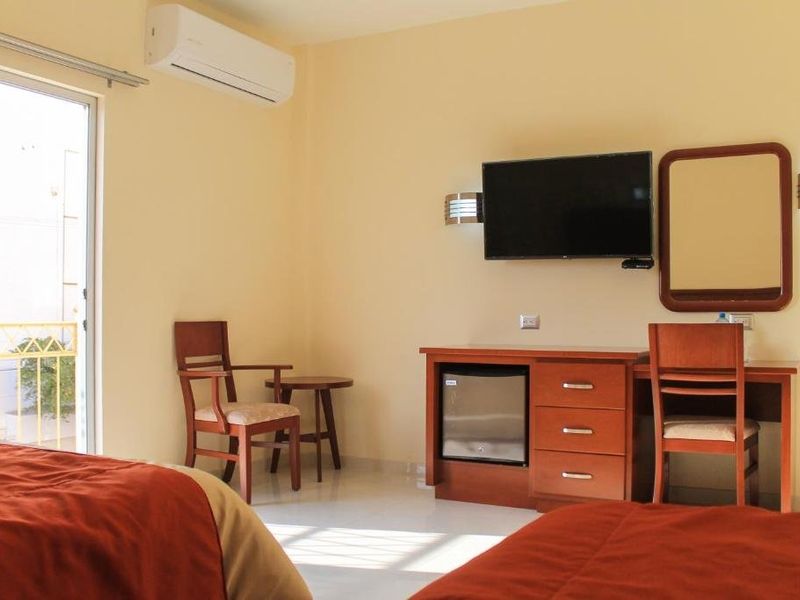 Hotel Photo 4
