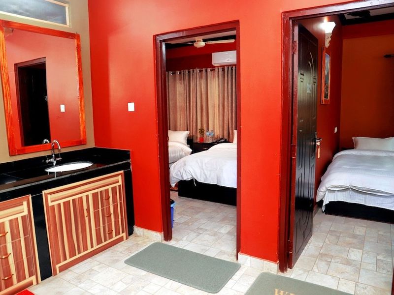 Hotel Photo 2