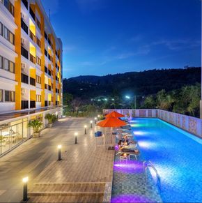 NearBy Hotel