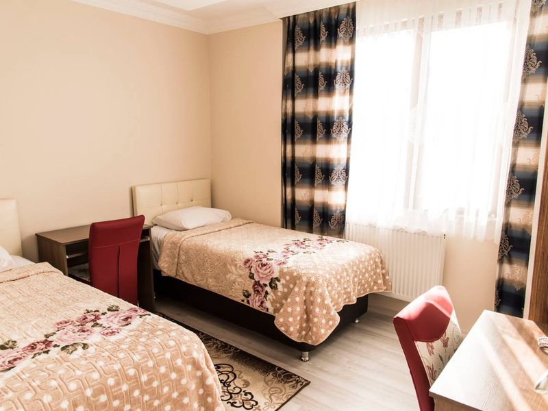 Hotel Photo 8