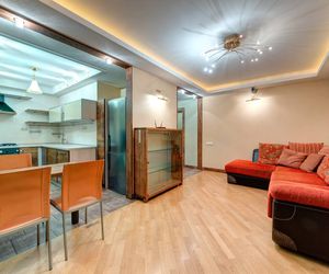 Three-room Apartment near Pecherskaya metro station Kiev Ukraine