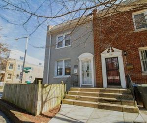 THE GRAY CORNER HOUSE BY GALLAUDET 3BR Washington United States