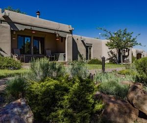 Artist Road #30, 2 Bedrooms, Fireplace, Pool Access, Washer/Dryer, Sleeps 4 Santa Fe United States