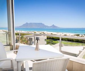 Dolphin Beach Luxury Apartment Bloubergstrand South Africa