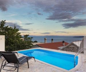 ctbr150/ Villa with private pool Brela Croatia
