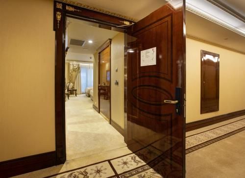 Hotel Photo 16