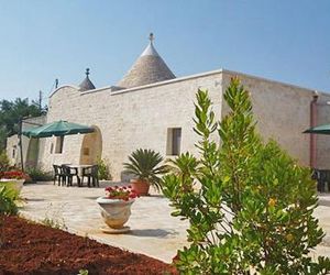 Trullo "Ciclamino" Locorotondo Italy