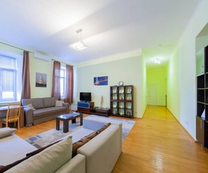 3- room vip apartament on Khreshatyk (Passage) Kiev Ukraine