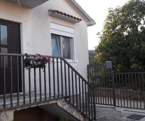 Apartment Branko Vinisce Croatia