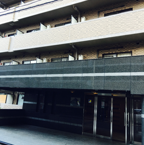 NearBy Hotel