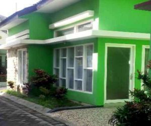 FARABELLA HOMESTAY BATU Batu Indonesia