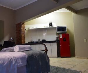 Spacious Bachelor wt Pool +Wifi +Parking +Netflix Johannesburg South Africa