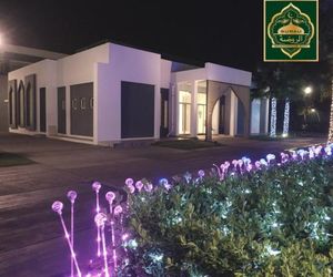 Del’s Guesthouse @ Southville Same Level with Pool fits 8 Putrajaya Malaysia