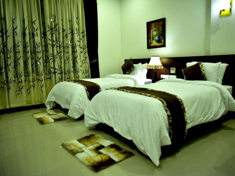 Hotel Photo 10