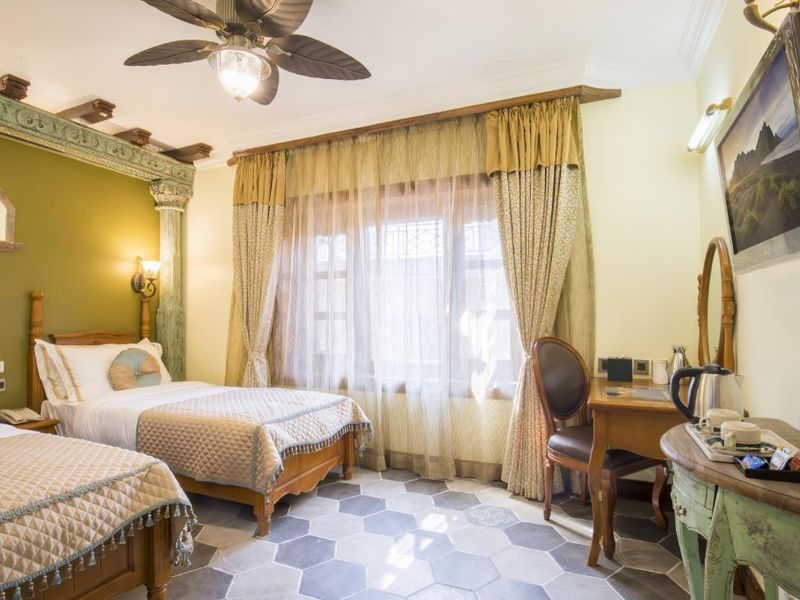 Hotel Photo 6