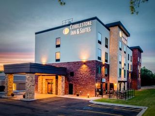 Фото отеля Cobblestone Inn & Suites – Fairfield Bay